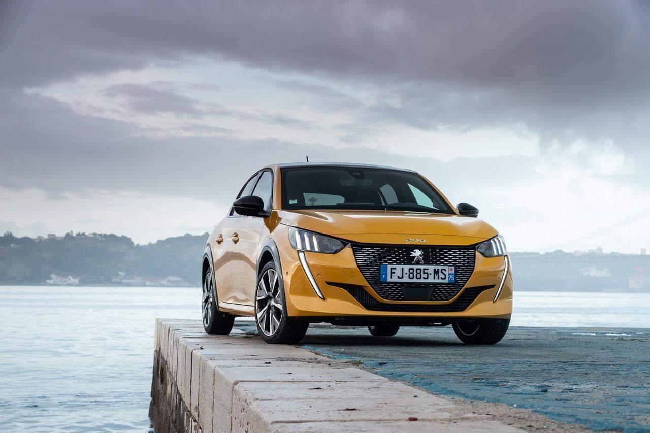 Peugeot 208 5 Porte immagine 1