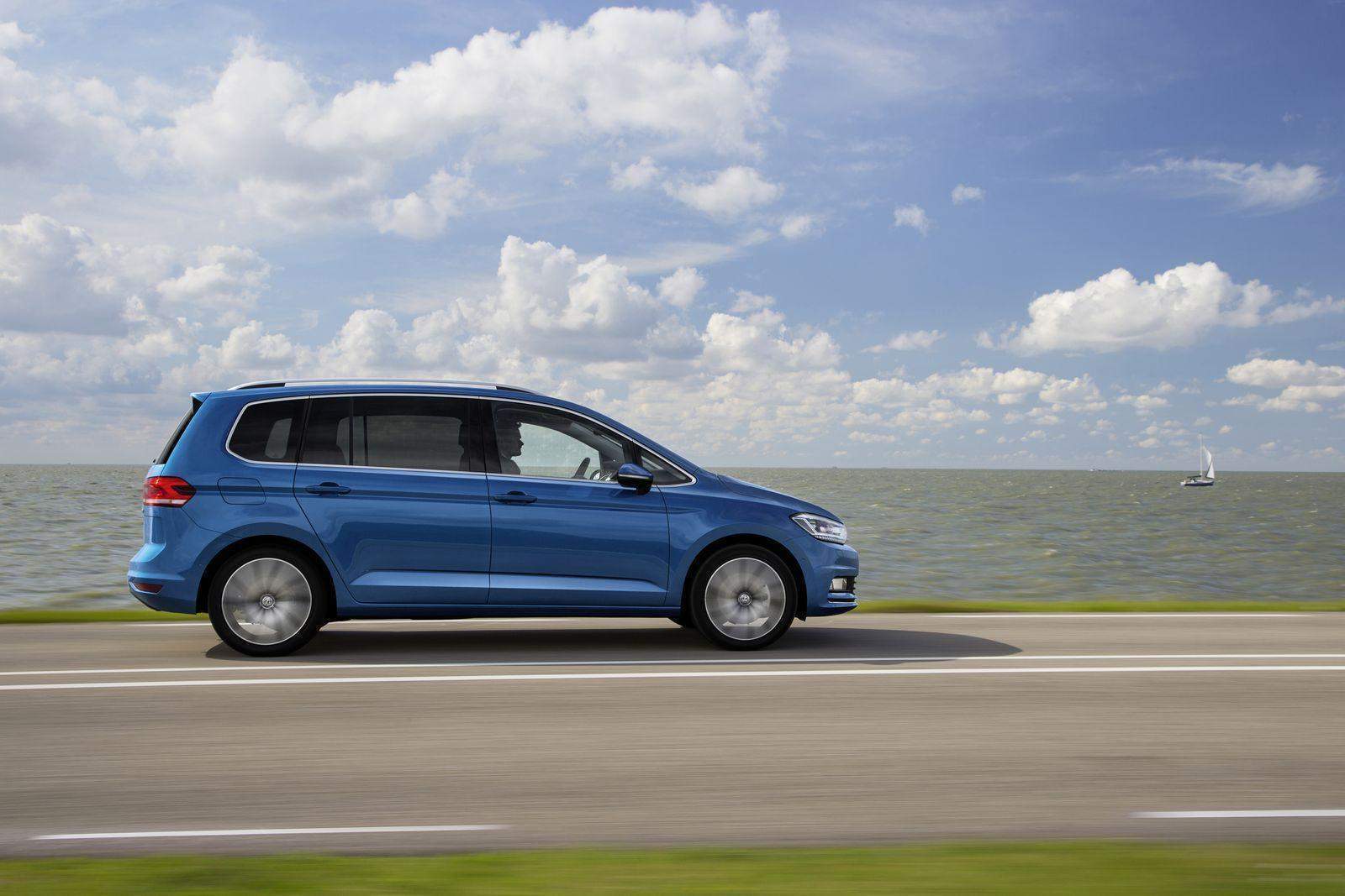 Volkswagen Touran immagine 1
