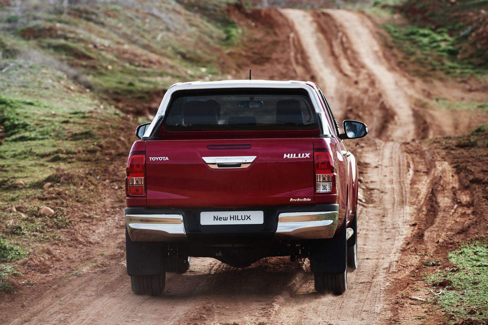 Toyota Hilux Extra Cab immagine 2