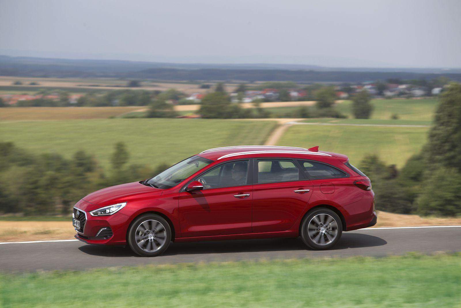 Hyundai i30 Wagon immagine 2