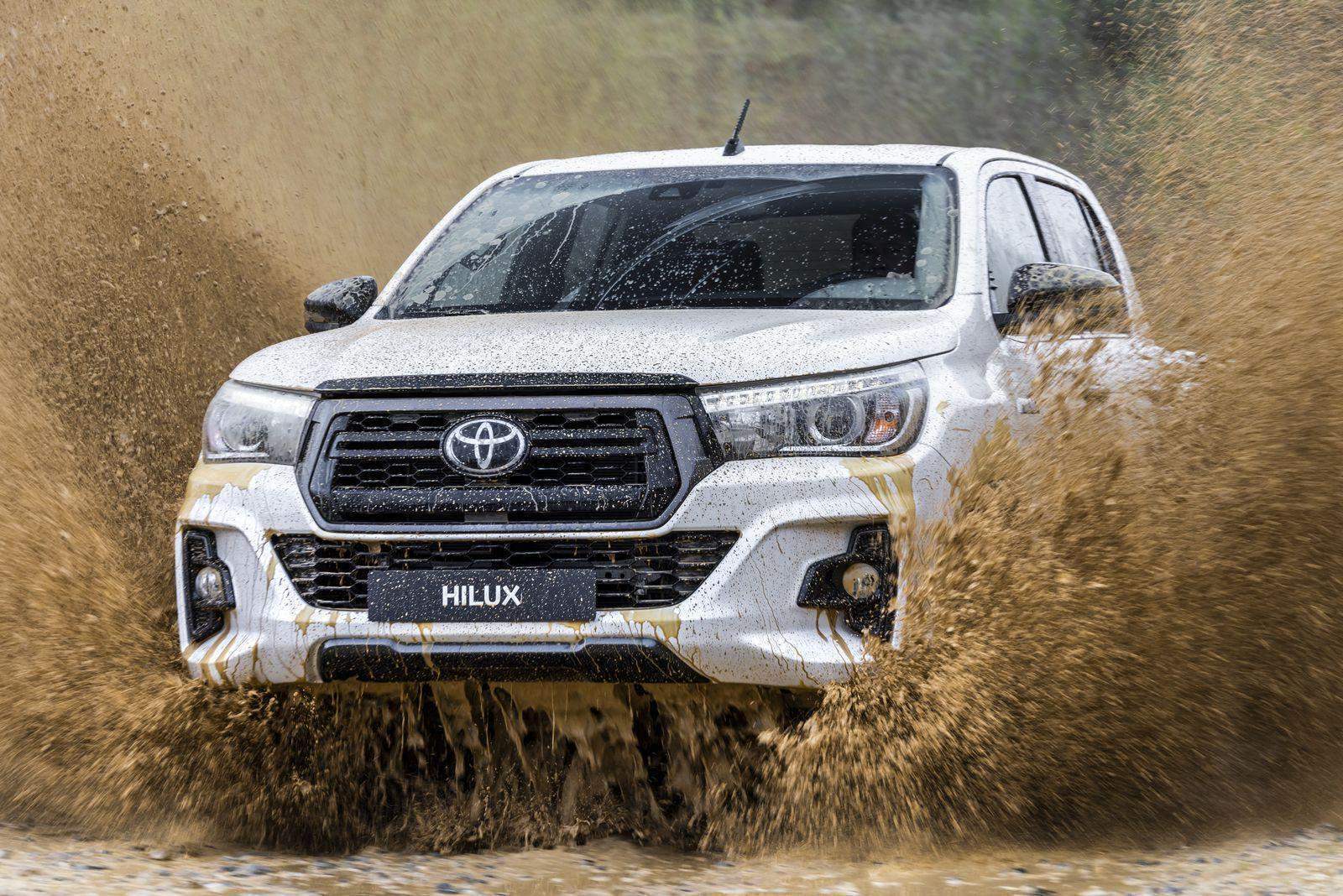 Toyota Hilux Double Cab immagine 1