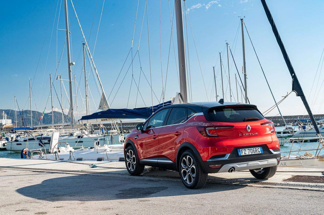 Renault Captur immagine 2