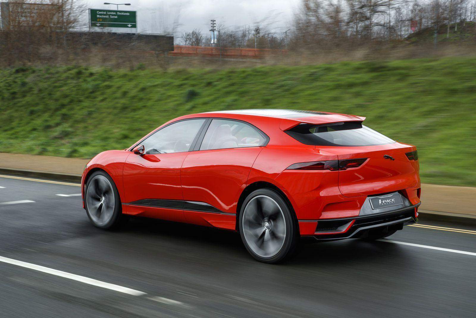 Jaguar I-Pace immagine 2
