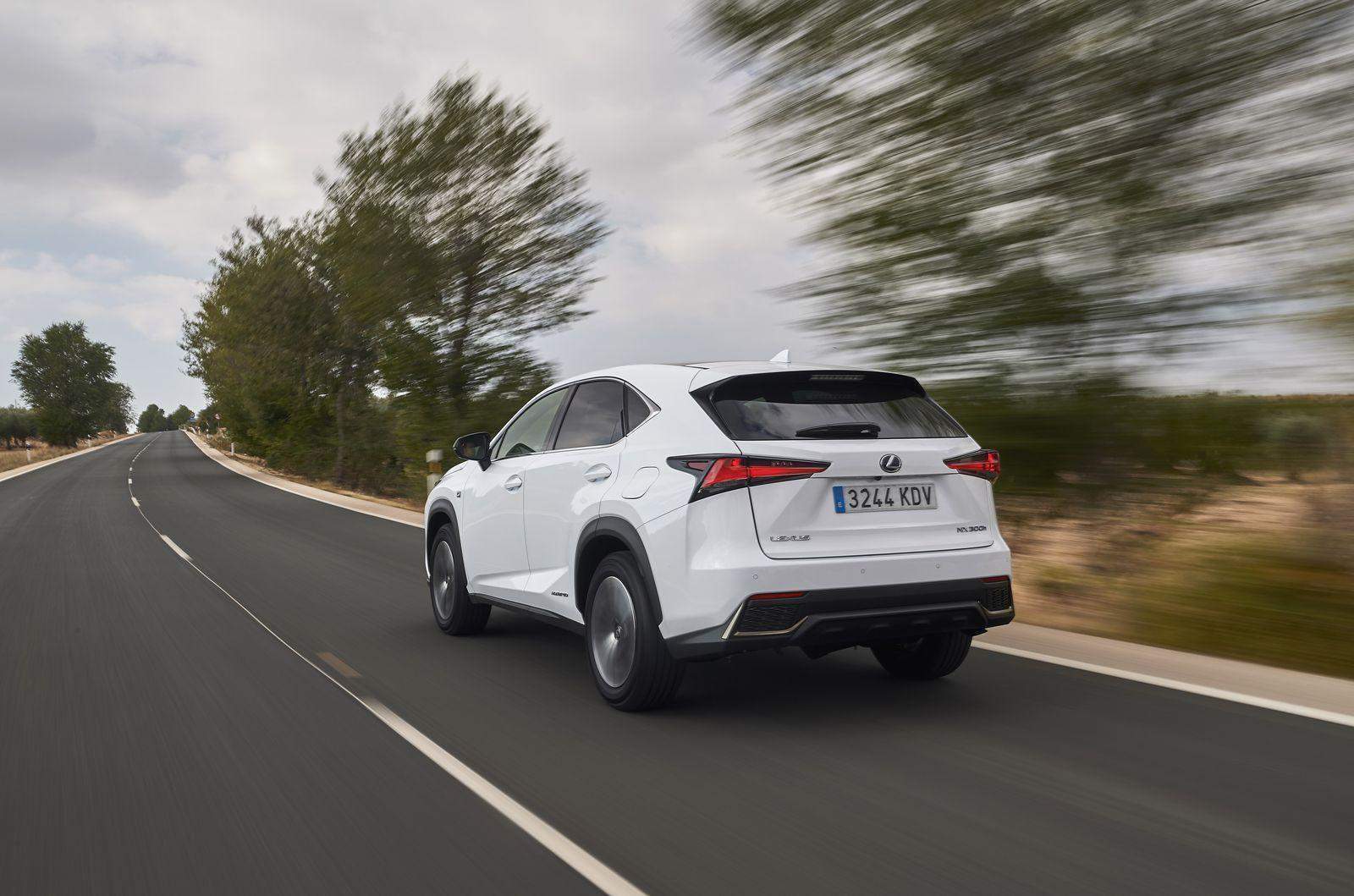 Lexus NX immagine 3