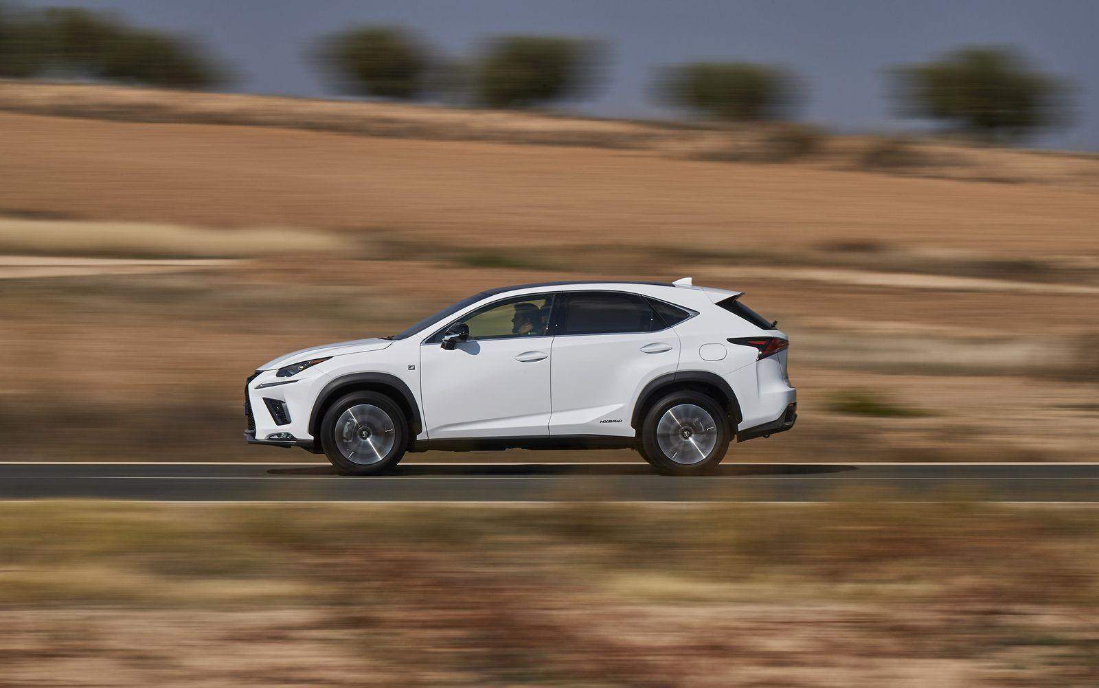 Lexus NX immagine 2