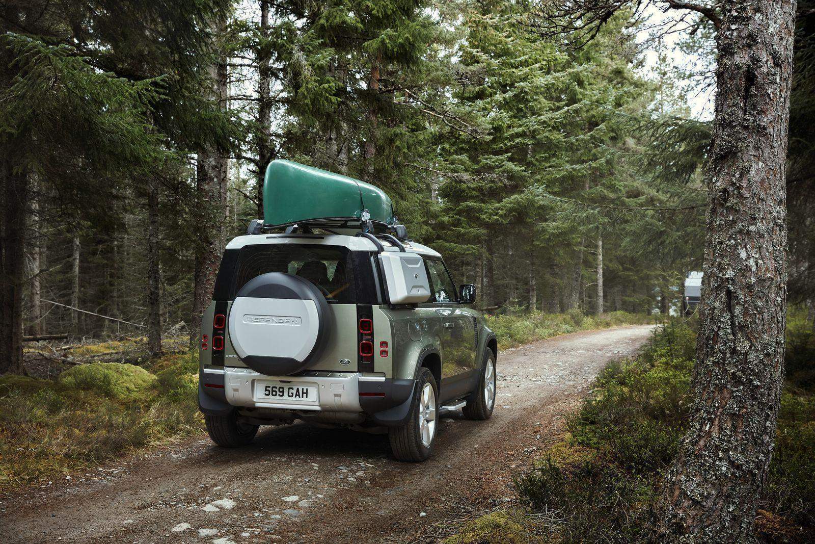 Land Rover Defender 90 immagine 3