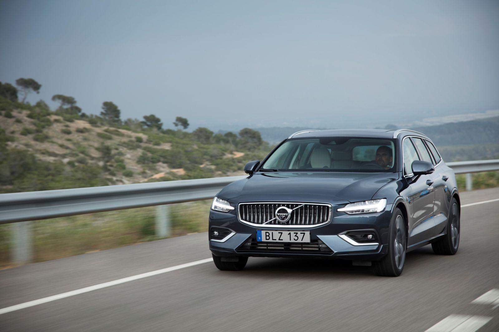 Volvo V60 immagine 1