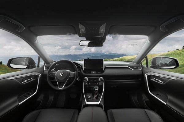 Suzuki Across immagine 2