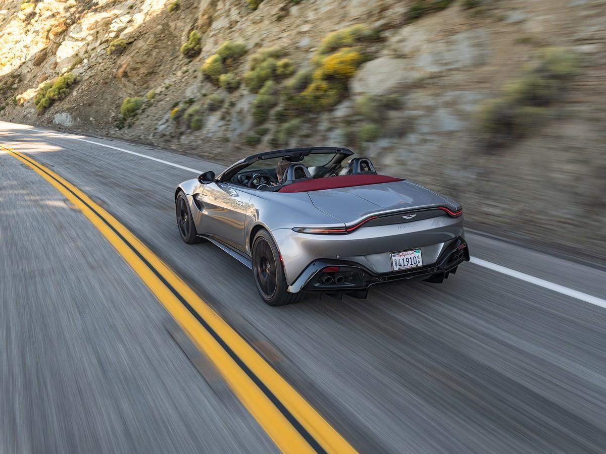 Aston Martin Vantage Coupe immagine 2