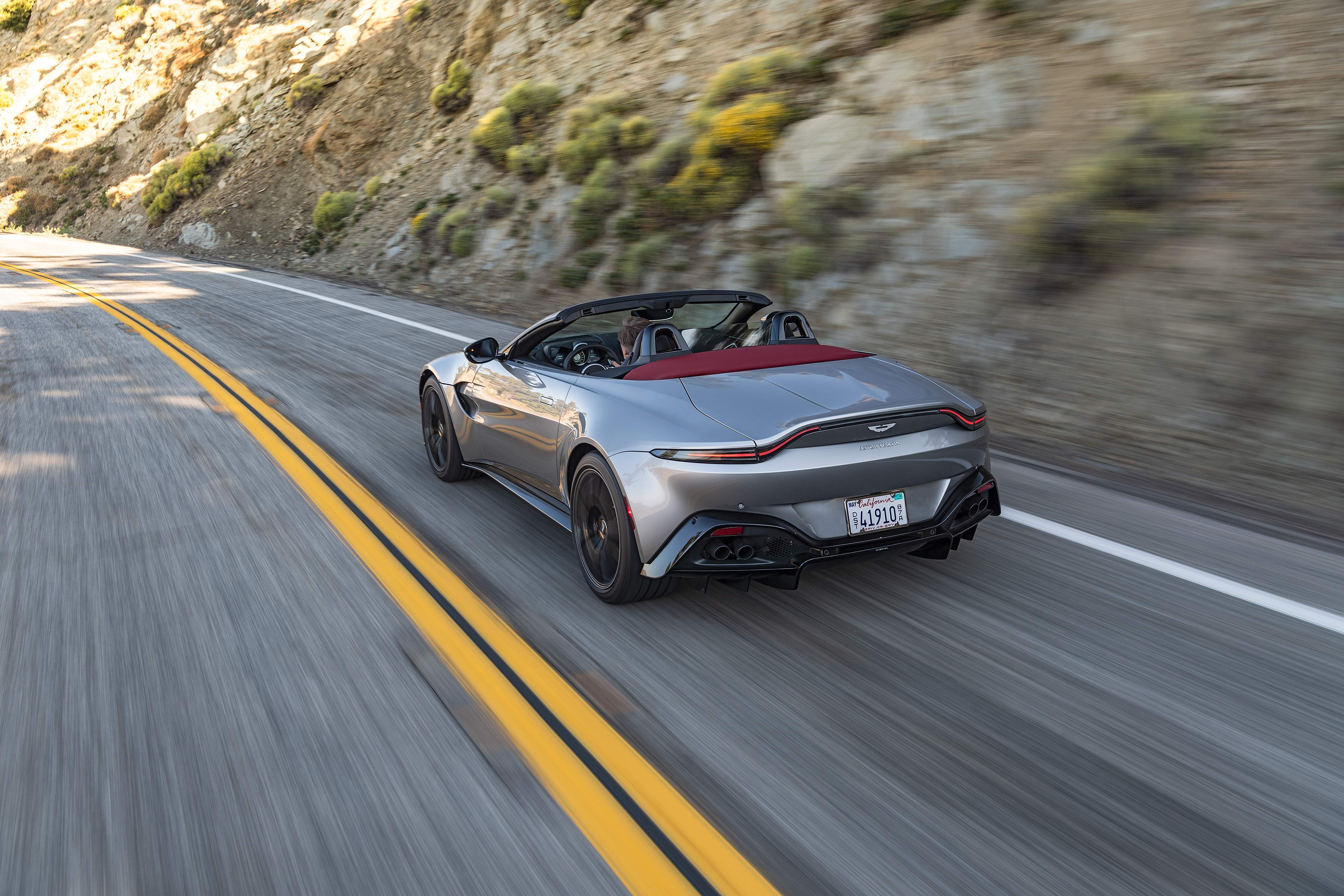 Aston Martin Vantage Roadster immagine 5
