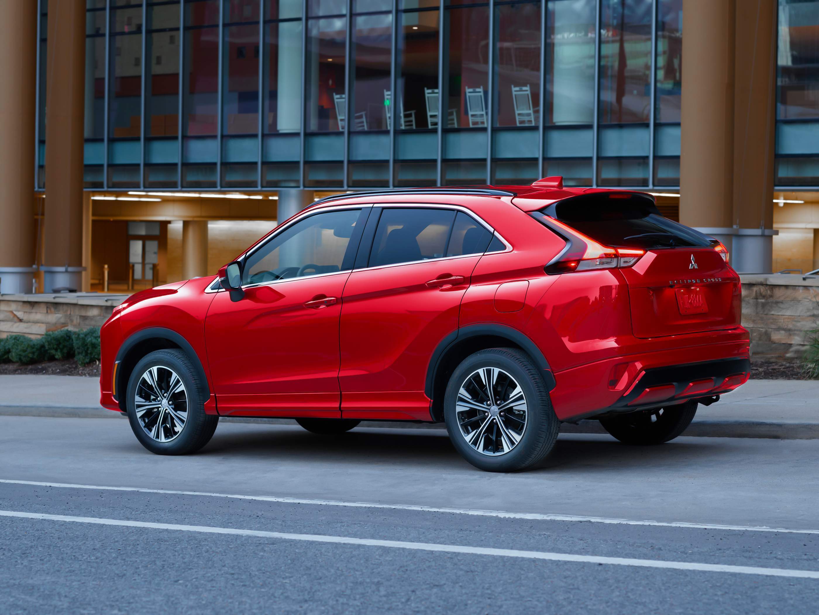 Mitsubishi Eclipse Cross immagine 3