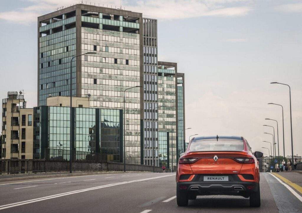 Renault Arkana immagine 2