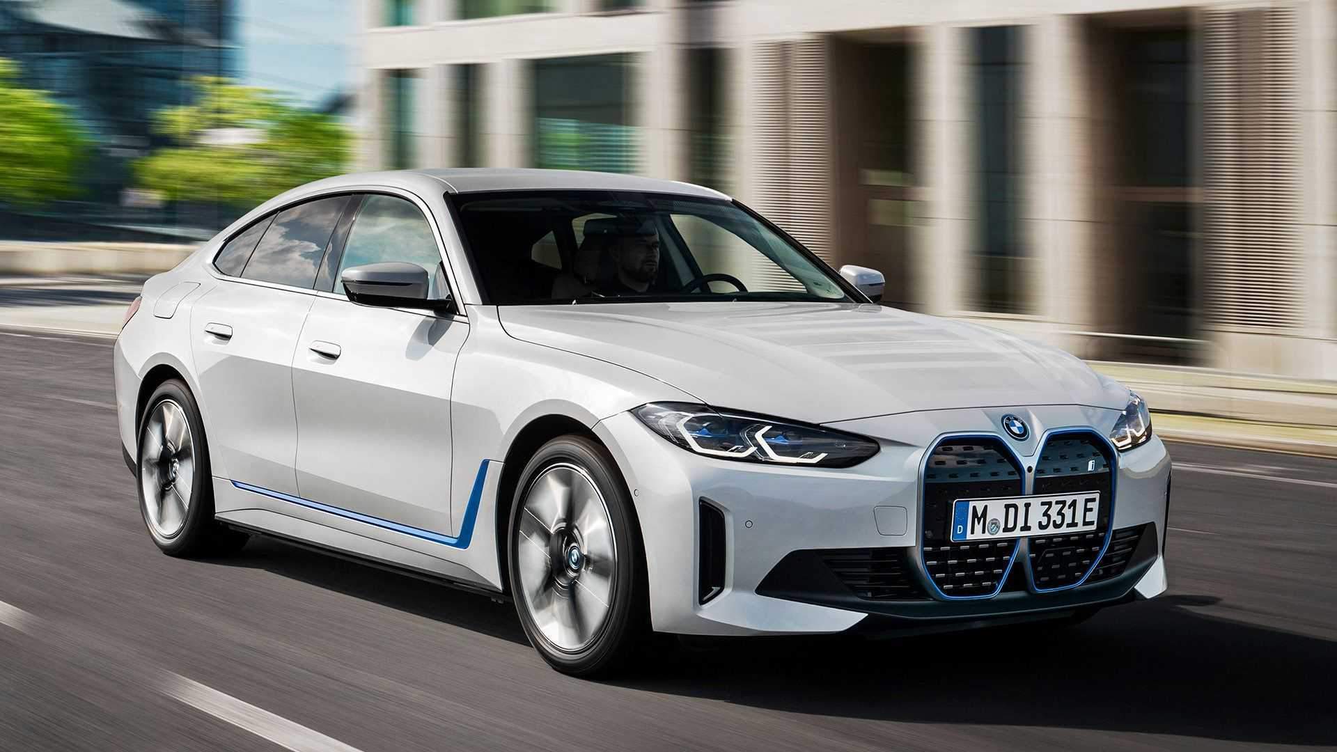 BMW i4 immagine 2