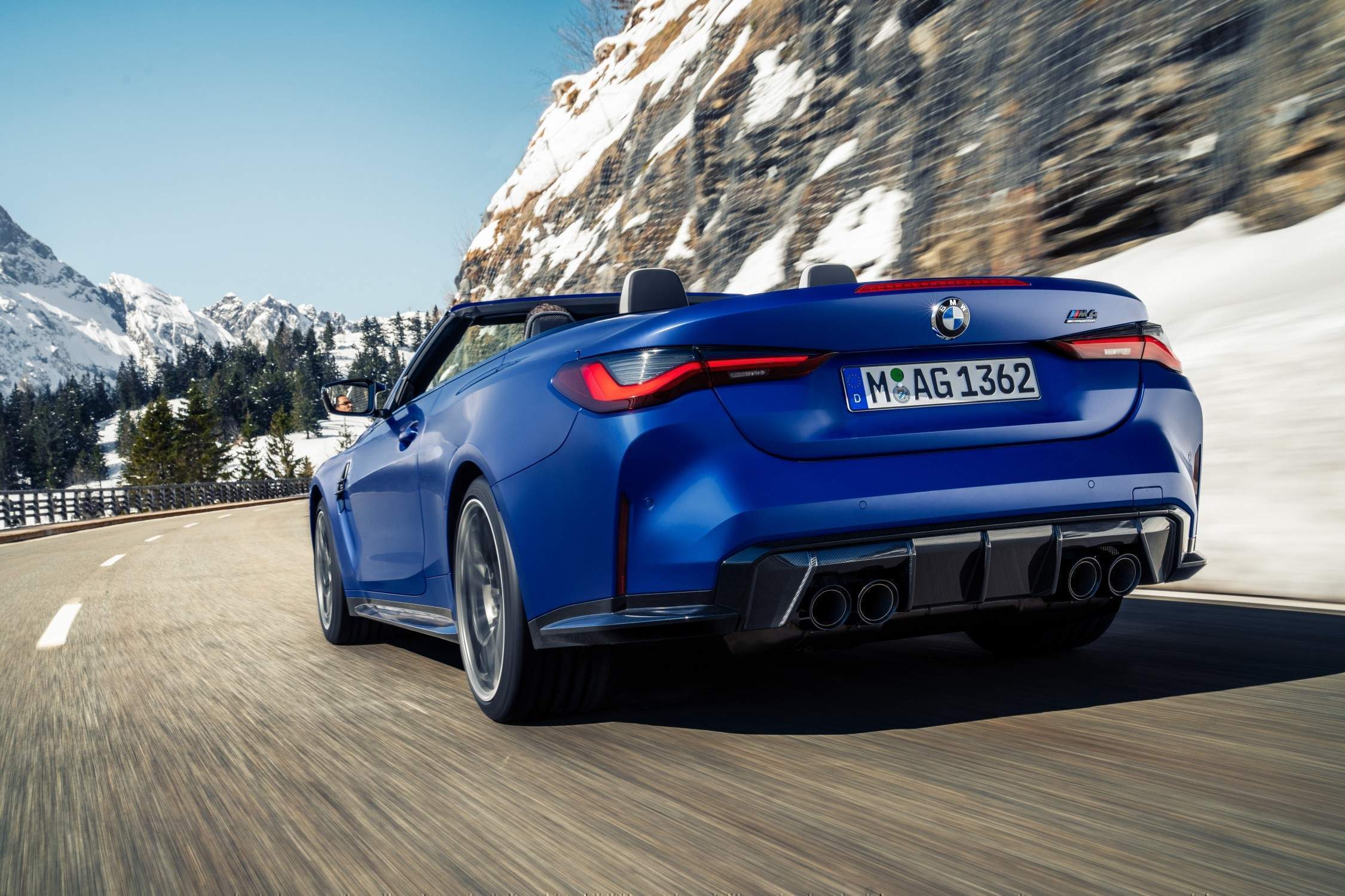 BMW Serie 4 M Cabrio immagine 2