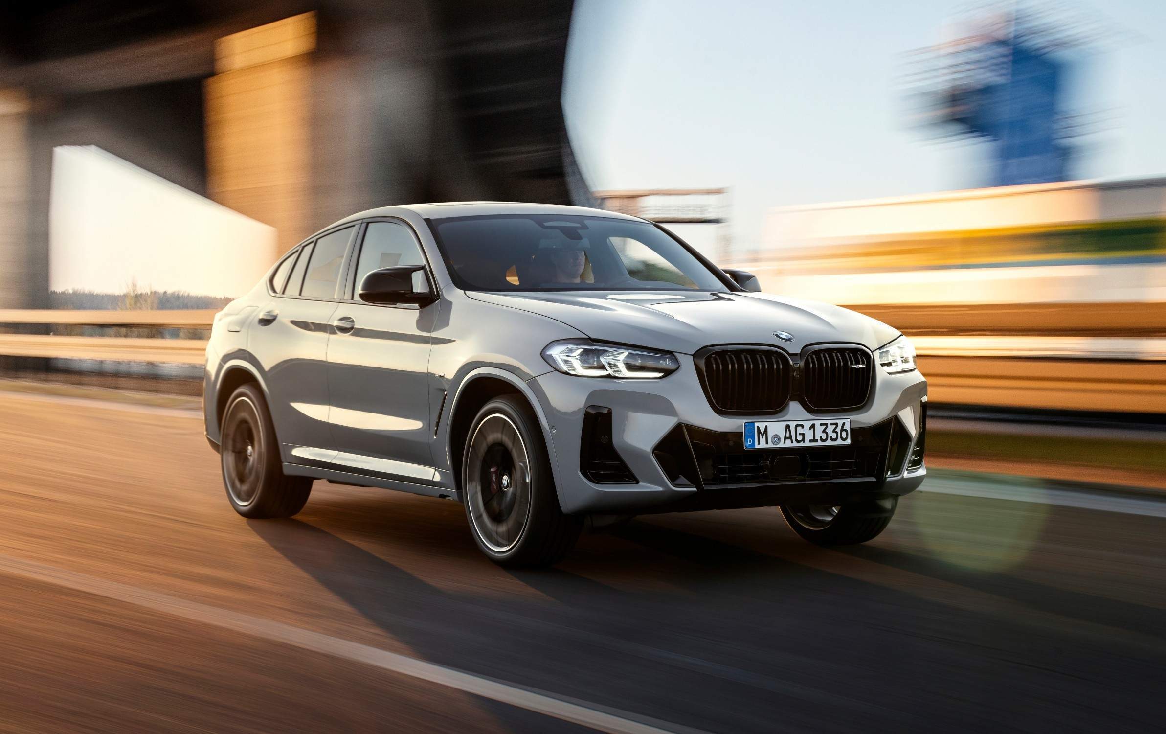 BMW X4 immagine 1