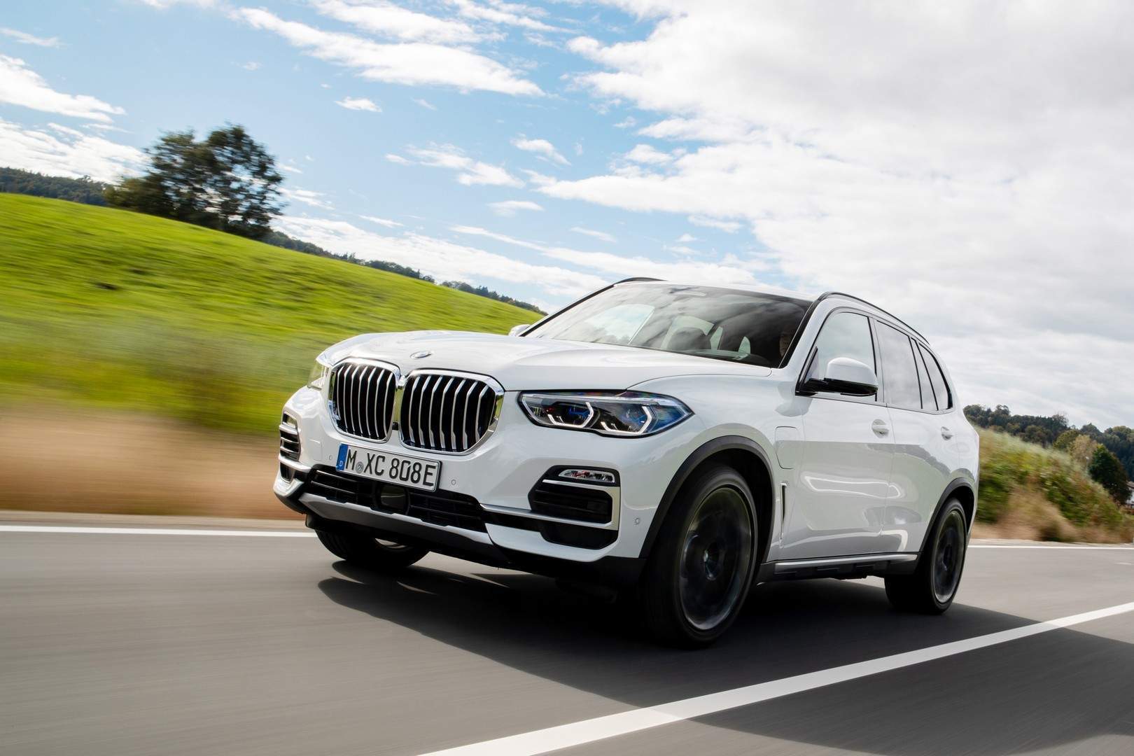 BMW X5 immagine 1