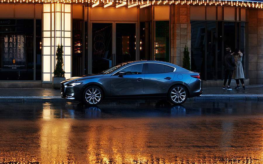 Mazda 3 4 Porte immagine 2