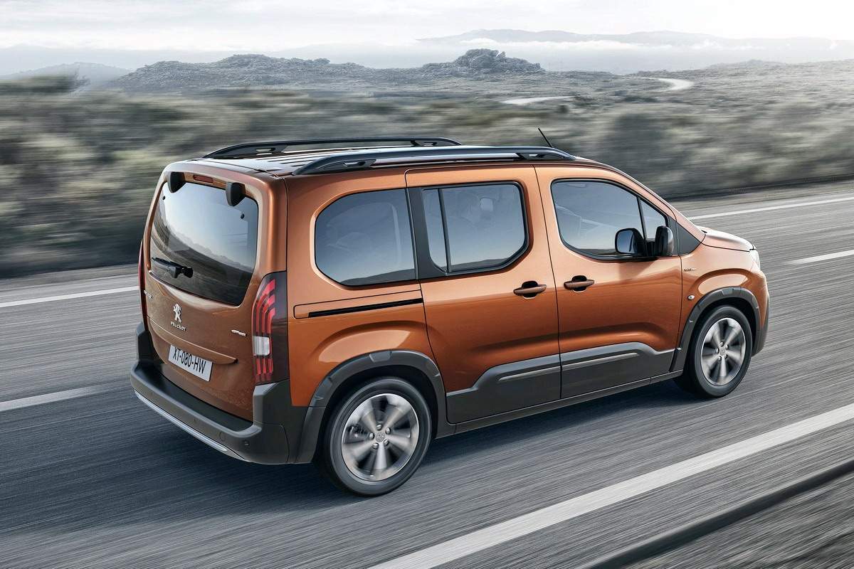 Peugeot e-Rifter Standard immagine 1