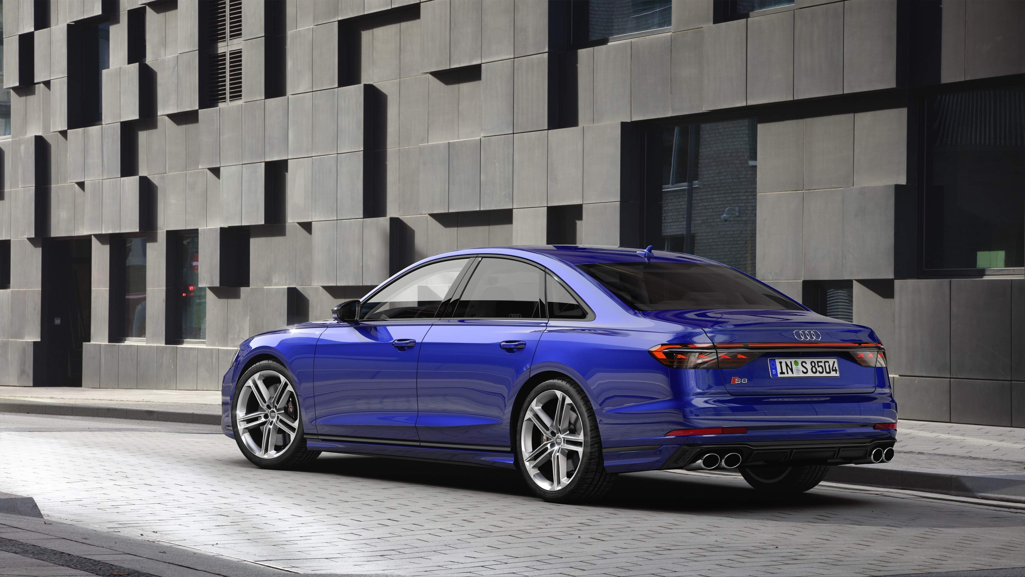 Audi S8 immagine 2