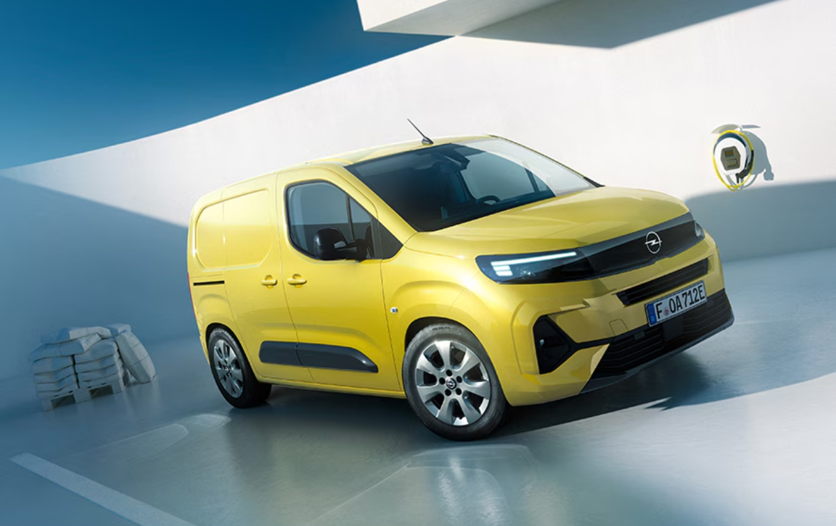 Opel NUOVO COMBO CARGO ELECTRIC immagine 1