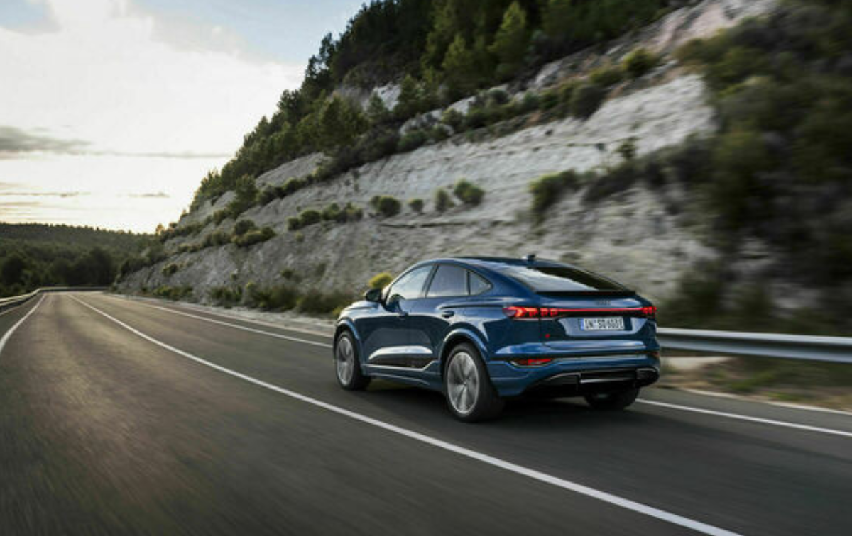 Audi SQ6 Sportback e-tron immagine 1