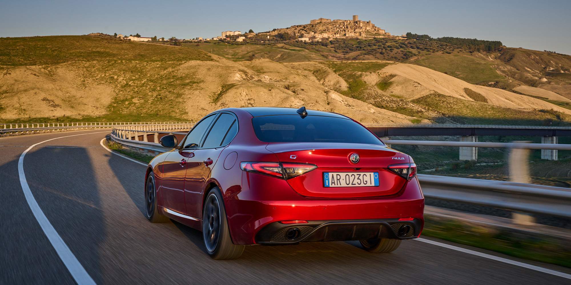 Alfa Romeo Giulia immagine 2