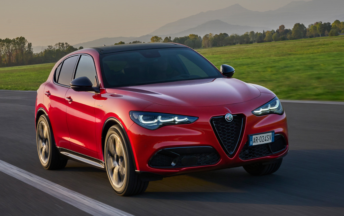 Alfa Romeo Stelvio immagine 1