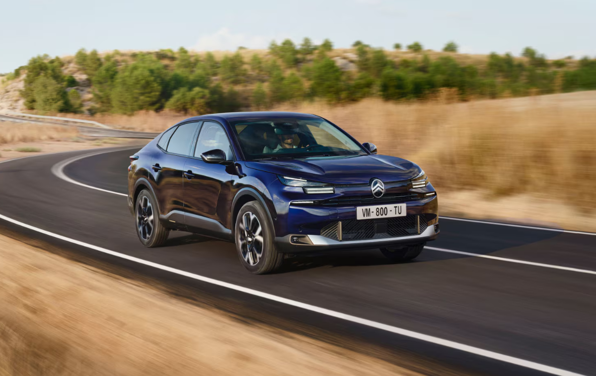 Citroen E-C4X immagine 1