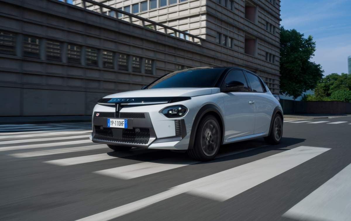 Lancia Ypsilon HF immagine 1