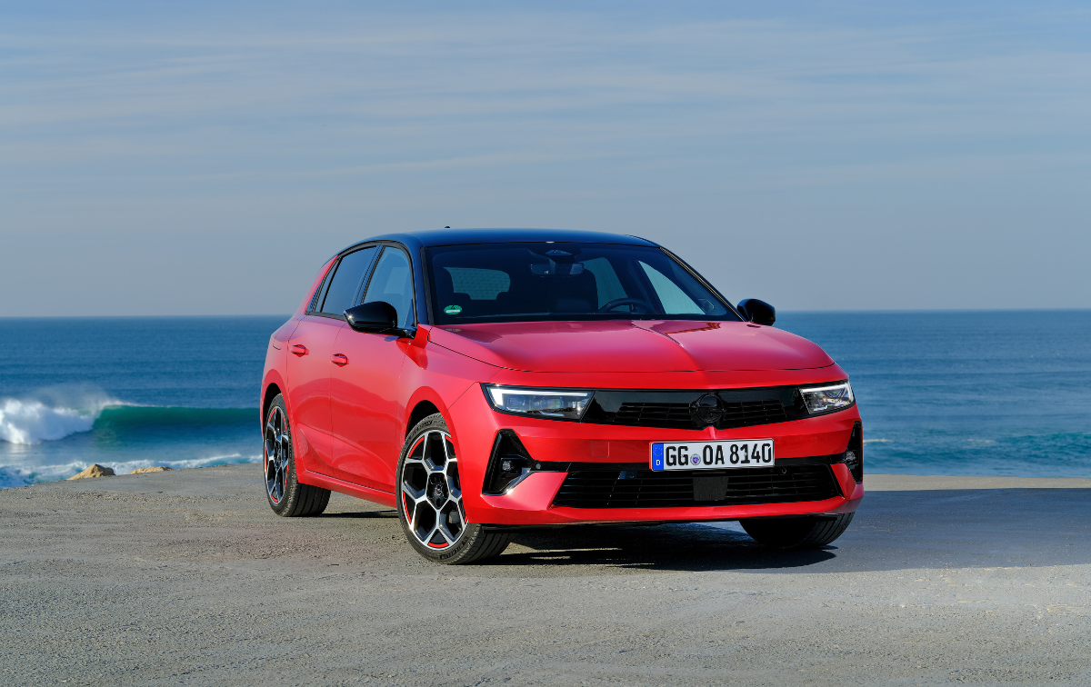 Opel Astra immagine 1