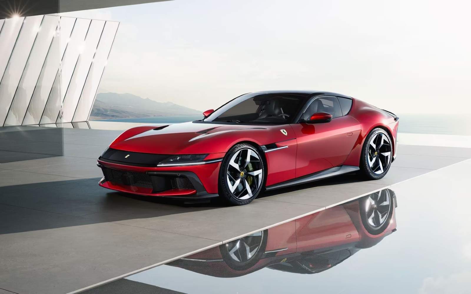 Ferrari 12Cilindri immagine 1