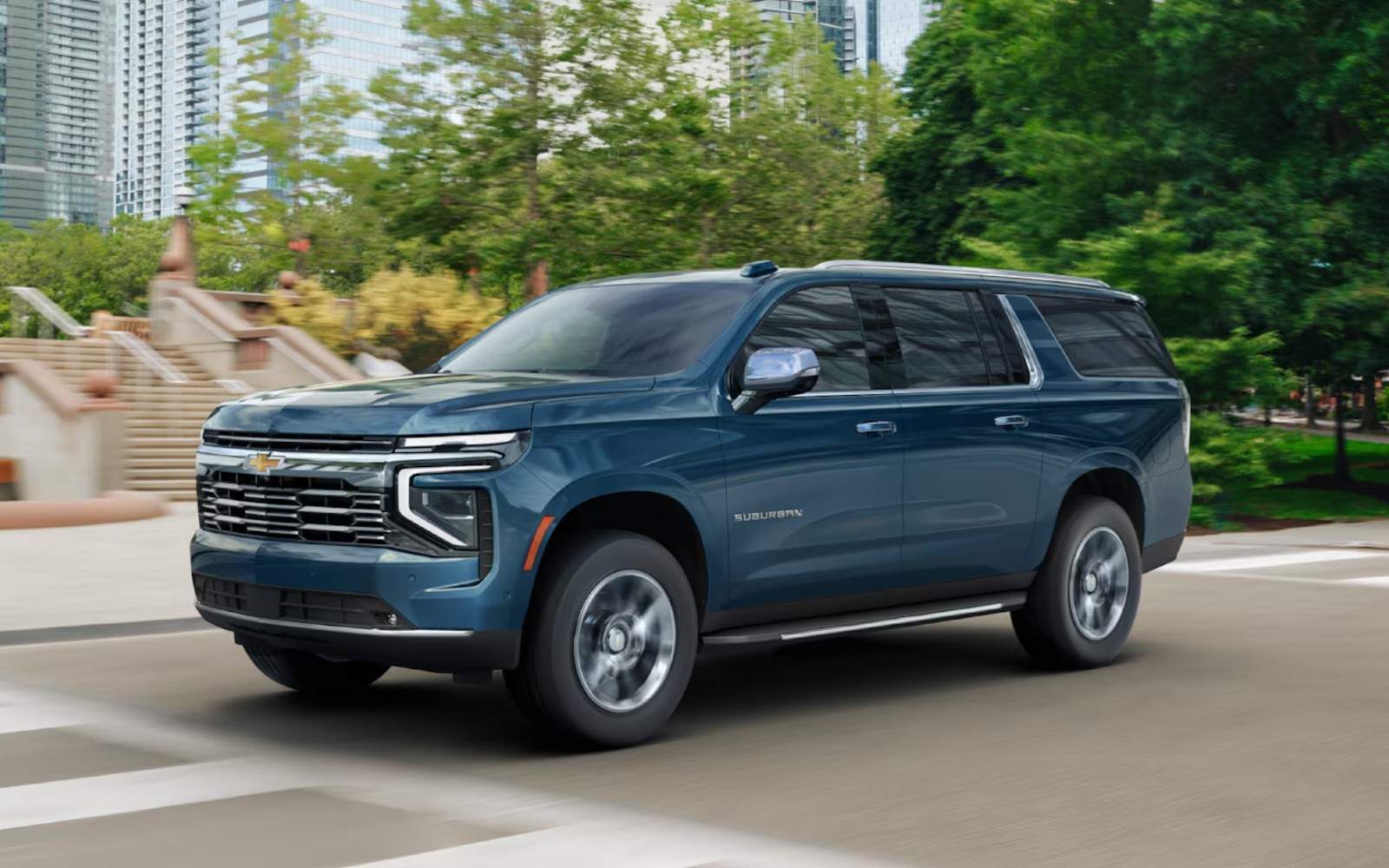 Chevrolet Suburban immagine 1