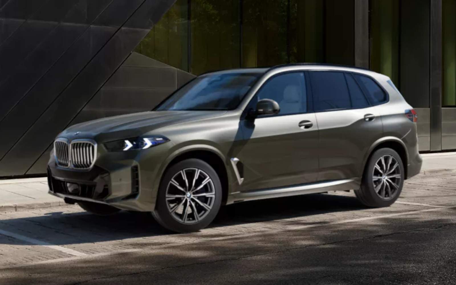 BMW X5 immagine 1