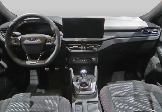 Ford Focus Wagon immagine 6