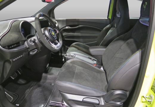 Abarth 500e immagine 8