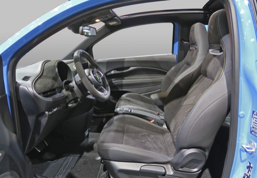 Abarth 500e Cabrio immagine 4