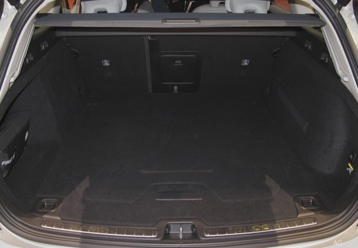 Volvo V60 immagine 9