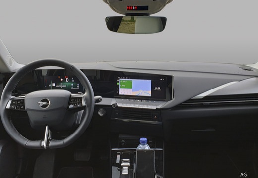 Opel Astra electric Sports Tourer immagine 7