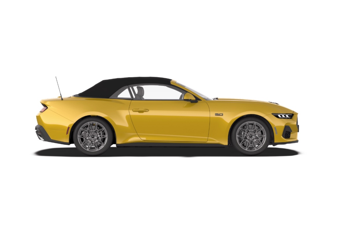 Ford Mustang Convertible immagine 10