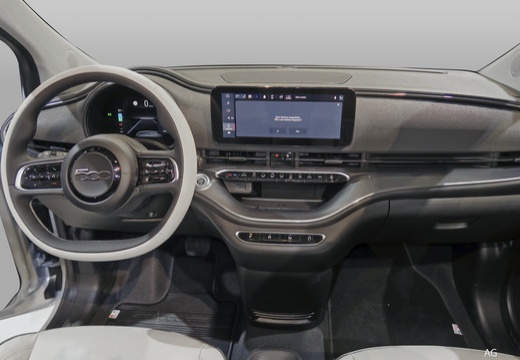 Fiat 500e Cabrio immagine 6