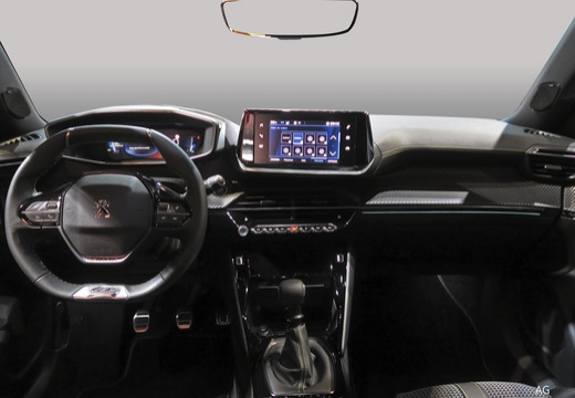 Peugeot 2008 immagine 10