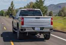 Chevrolet Silverado Crew Cab immagine 6