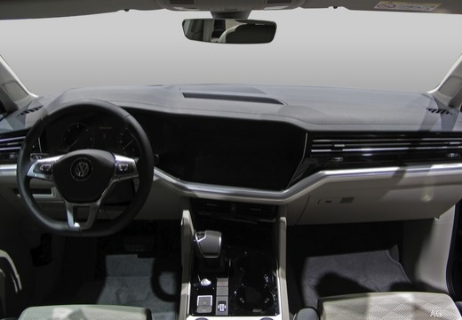 Volkswagen Touareg immagine 18