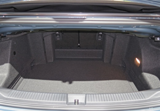 Volkswagen T-Roc Cabriolet immagine 8