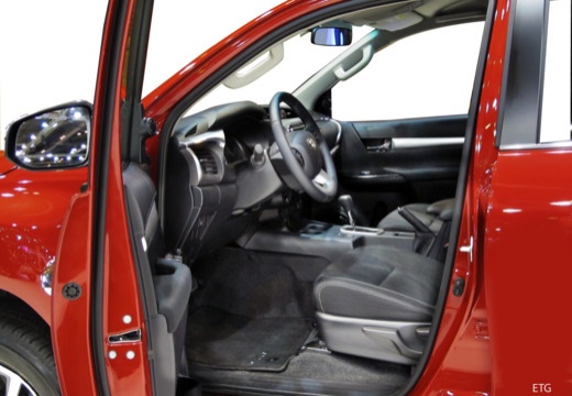 Toyota Hilux Extra Cab immagine 11