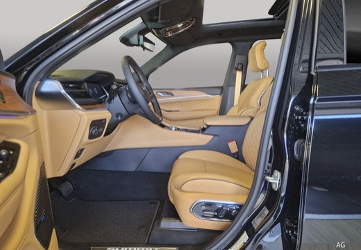 Jeep Grand Cherokee immagine 11