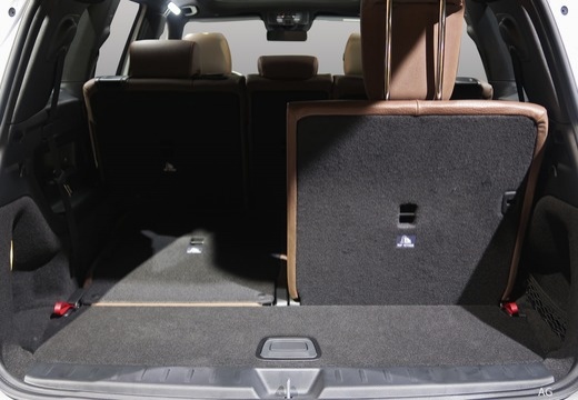 Mercedes GLB AMG immagine 9