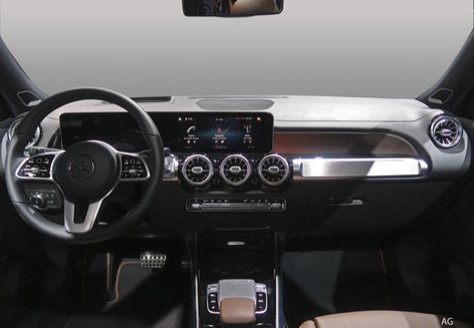 Mercedes GLB AMG immagine 7