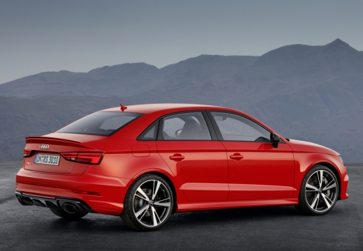 Audi RS3 Sportback immagine 2