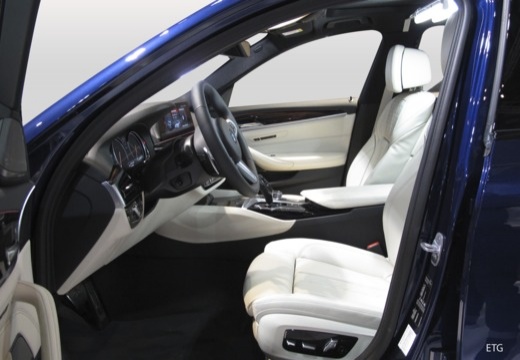 BMW Serie 5 Touring immagine 1